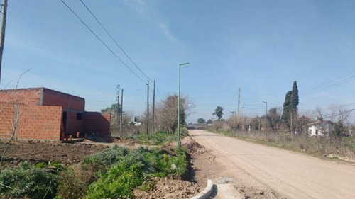 Venta De Lote En Melchor Romero, La Plata.