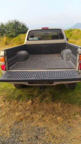 Toyota Tacoma Trd Off-road Xtracab 2001, Acabado Perlado