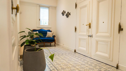 Venta De Casa 8 Ambientes En Hurlingham Con Piscina Y Quincho