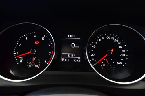 Volkswagen Vento 2.5 Sedan 2.5