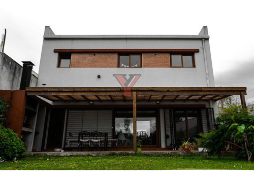 Imagen 20 de 26 de Casa En Venta En 475 Entre 7 Y 7bis