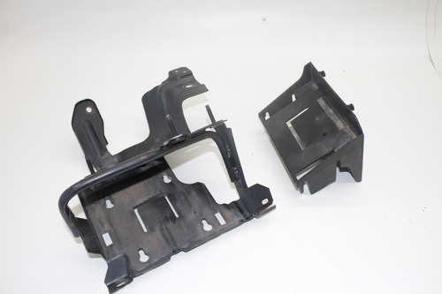 Suporte Módulo Injeção Gm Omega 08-12 92198876 (Usado)