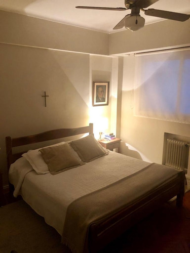 Frente Plaza Villa Biarritz