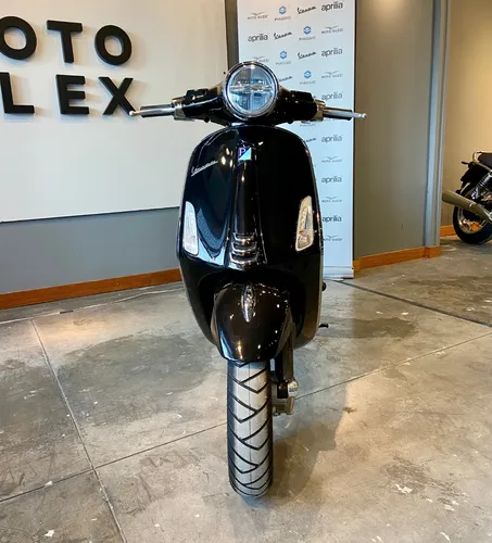 Vespa Primavera 150cc Italiana - Tasa 0 Bbva
