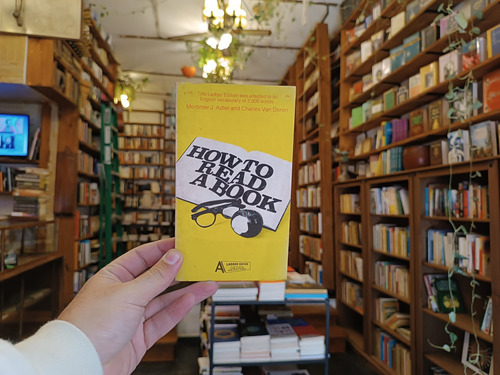 How To Read A Book. Mortimer J. Adler And Charles Van Doren. (Usado)