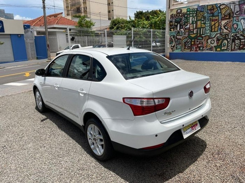 Grand Siena 1.6 Mpi Essence 16v Flex 4p Automatizado
