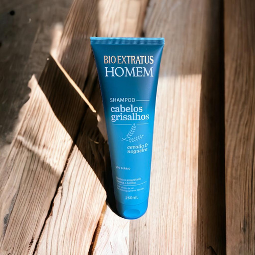 Shampoo Grisalho, Condicionamento E Barbear 250 Ml