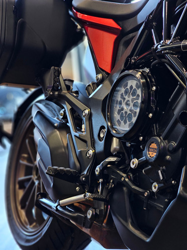 Imagen 14 de 25 de Mv Agusta Turismo Veloce Lusso Bordo Scs Mejor Precio Contad