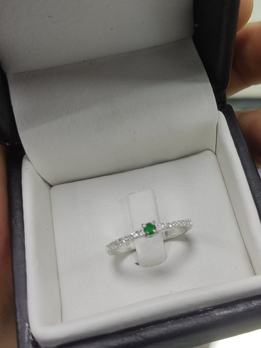 Anillo Con Esmeralda En Plata Ley 925. Garantizado