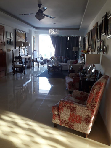 Imagen 3 de 23 de Vendo Apto 3 Hab/ 218 Mt2 / 3 Parq/ Zona Exclusiva Urb. Real