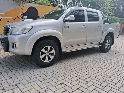 Toyota Hilux 3.0 Srv Cab. Dupla 4x4 Aut. 4p