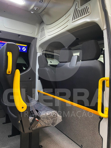 Iveco Daily Furgão 3.0 55-180 3520L H2 5P