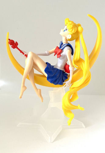 Figura Sailor Moon Con Báculo Luna Full 14 Cm