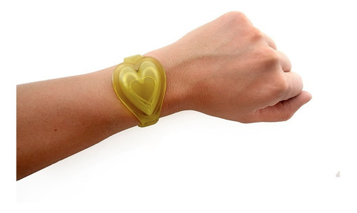 Imagen 2 de 7 de Pulseras Sanitizantes Corazón Oro Niñas Luminares