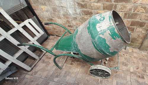 Trompito Hormigonero De 130 Litros Motor Reforzado (Usado)