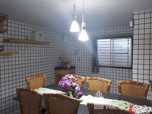 Imagem 13 de 16 de Casa Sobrado Padrão Com 4 Quartos - Vd1402-v