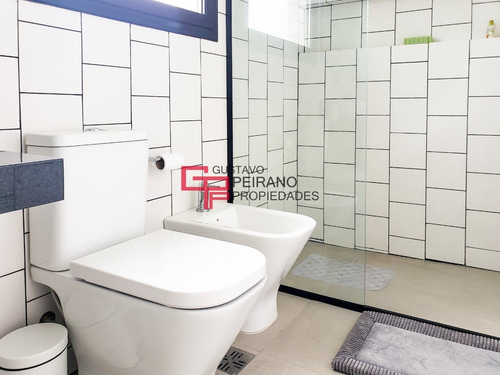 Excelente Casa En Venta En El Cantón, Barrio Golf