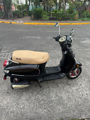 Motoneta Carabela Greaser Negra 150 Cc 2019