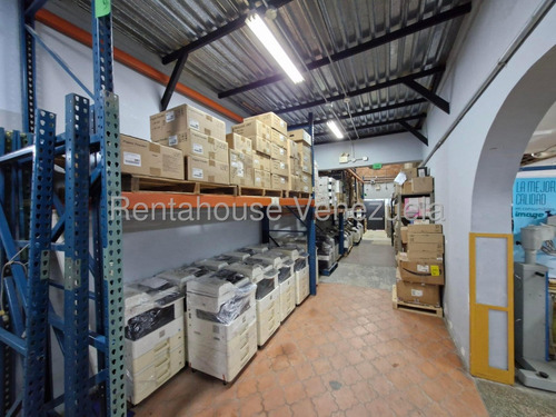 Casa Comercial En Venta En La Carlota Centro Almacenamiento Casas Caracas Contenedores 40 Pies Casas Comerciales Angela Tochon