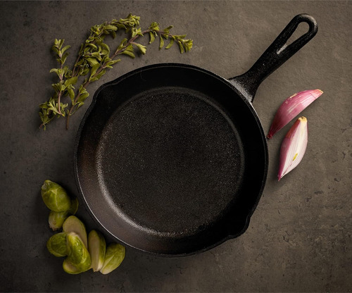 Sarten Mercer Culinary, Pre Sazonada, Hierro Fundido, 26 Cm
