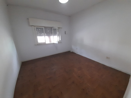 Casa En Venta En Haedo Sur