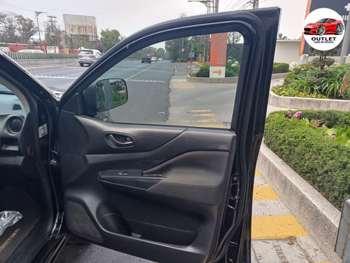 Nissan Frontier 2.5 Se Dc 4X2 Mt