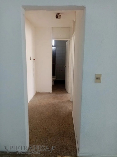 Apartamento En Alquiler Euskal Erria 70 2 Dormitorios 1 Baño-malvin Norte- Ref: 1966
