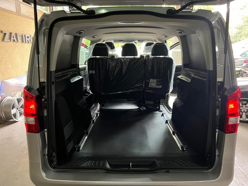 Imagen 8 de 14 de Mercedes Benz Vito Furgo Mixto Plus - 0km Patentado