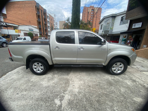 Toyota Hilux 2.7 Imv 4x4