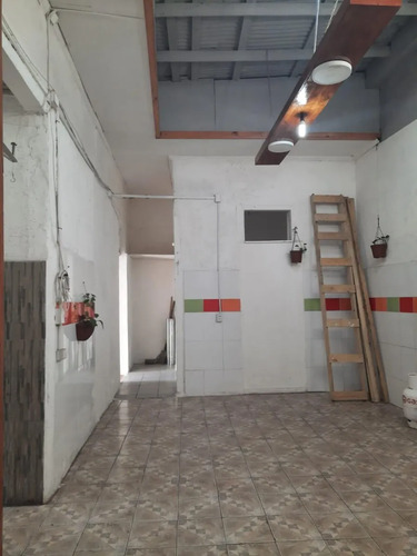 Vendo Local Comercial En Plenos Centro De Santiago, Lord Coc