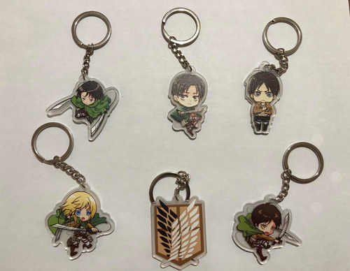 Shingeki No Kyojin Llavero Acrílico Attack Titan 2 Pzas