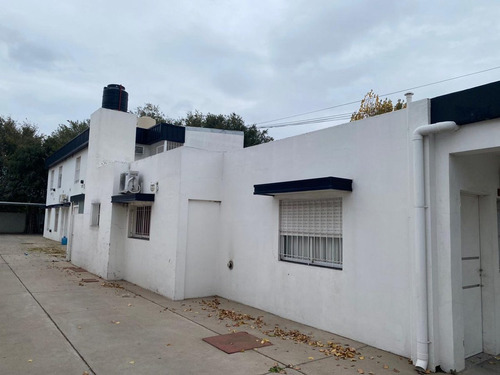 Complejo De Departamentos Sobre Crio. Valerga 1528