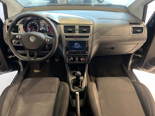 Volkswagen Fox Connect 1.6 Flex 8V 5p