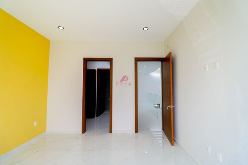 Casa En Venta En Provenza, Tlajomulco De Zúñiga, Jalisco