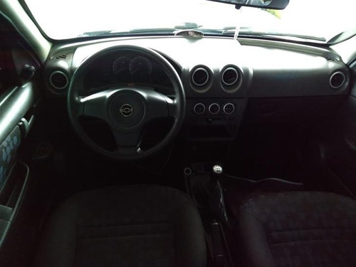 Chevrolet Prisma Joy 1.4 (flex) Flex Manual