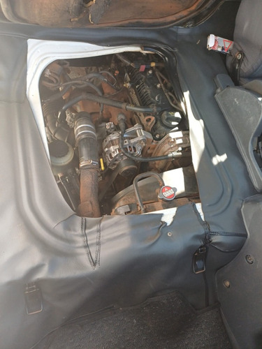 Kia Bongo 2.5 Luxo 4x2 Rs Turbo C/ Carroceria 2p