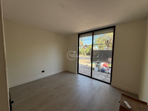 Casa En Arriendo Candelaria Goyenechea 5 Dorm + Servicio
