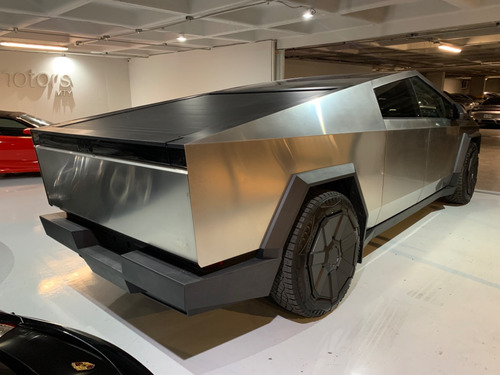 Tesla Cybertruck Cyberbeast 2024