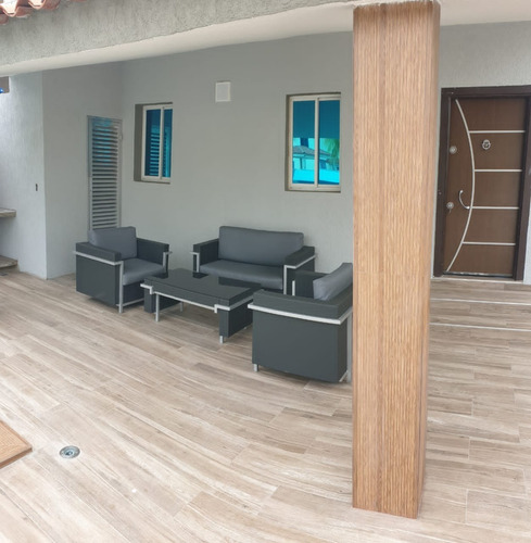 Imagen 8 de 12 de C21 Inmoservi Br Ofrece En Alquiler Vacacional Casas Bote Sector B