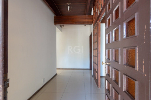 Casa Em Nonoai Com 4 Dormitórios - Lu431988
