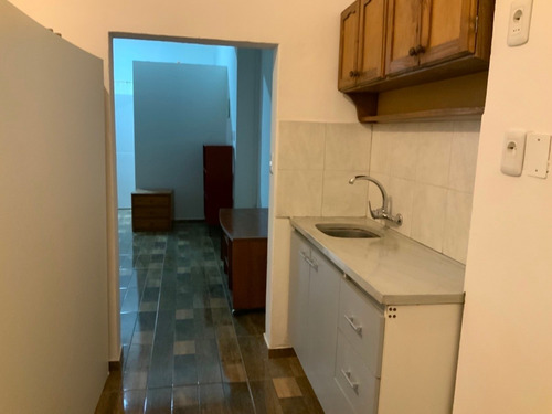 Apartamento Reciclado En Alquiler - Cordón