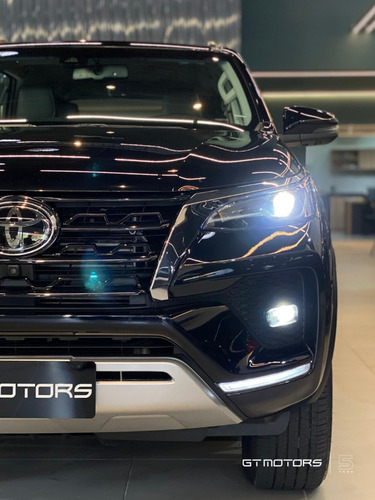 Toyota SW4 2.8 Tdi Srx 7l 4x4 Aut. 5p