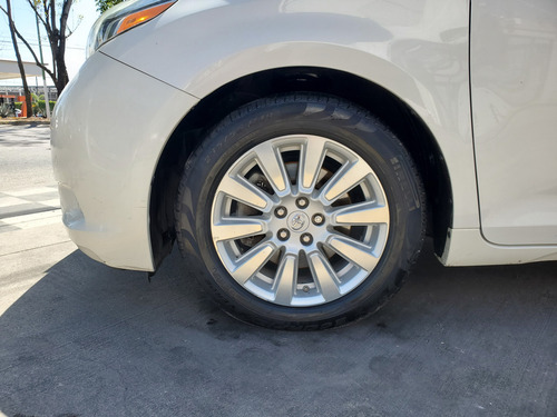 Toyota Sienna 3.5 Limited At