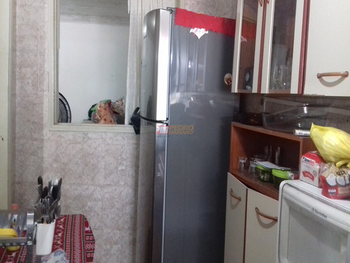 Casa Terrea No Bairro Vila Sacadura Cabral Em Santo Andre Com 02 Dormitorios - V-29359
