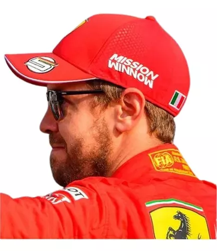 Gorra Ferrari plana de Sebastian Vettel
