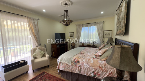 Venta Espectacular Casa En Mitrinhue