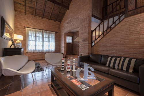 Imagen 5 de 18 de Casa En Venta - 4 Ambientes - Zona Golf - Pinamar