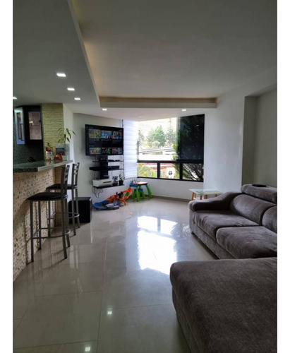 Apartamento En Venta Urb. Las Minas Res. Acacia