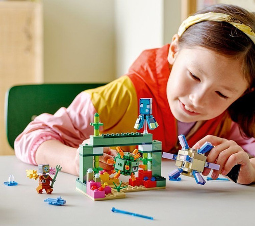 Imagen 2 de 5 de Lego Minecraft - The Guardian Battle - 255 Pcs - 21180 -