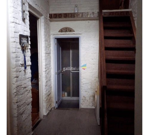 Venta Casa.la Blanqueada. 3 Dormitorios, 1 Baño, Azotea